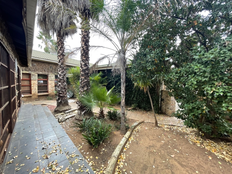 4 Bedroom Property for Sale in Baysvalley Free State